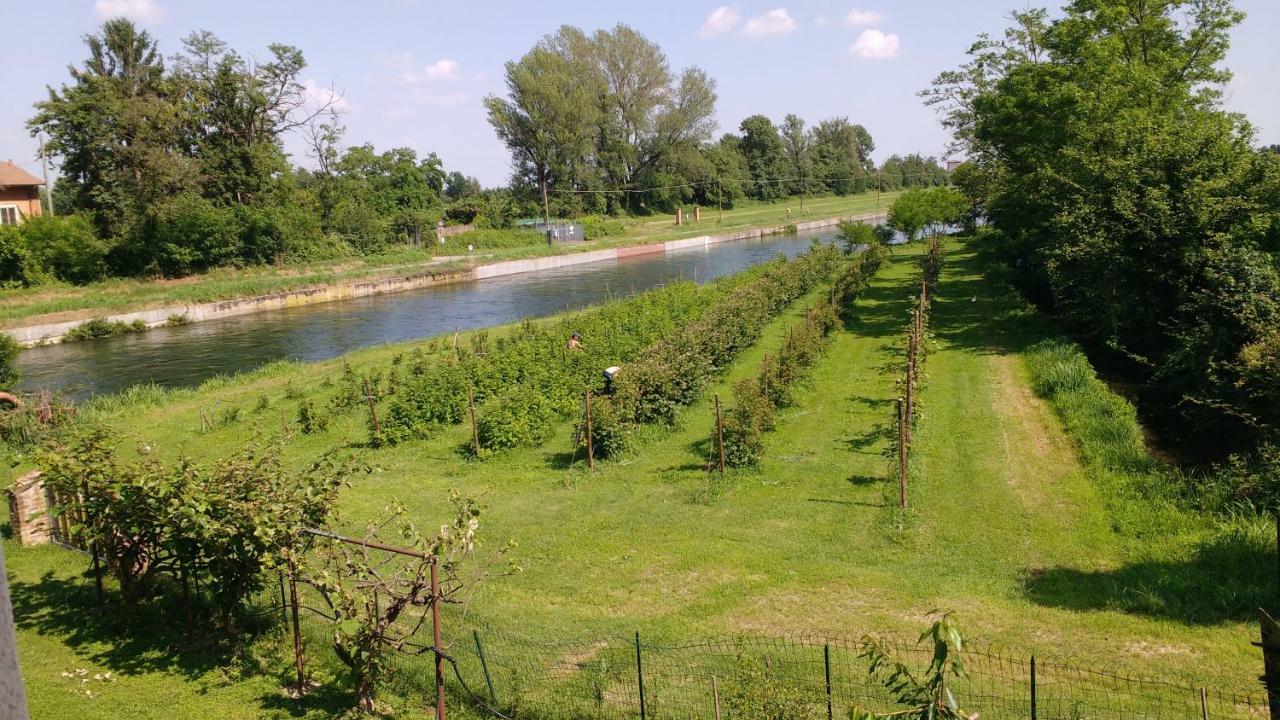 Agriturismo Cascina Poscallone Abbiategrasso Exteriér fotografie